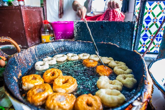 Evening Marrakech: Gastronomic and Market Tour Inside the Medina - Souk Semmarine Finishes the Route at Full Volume
