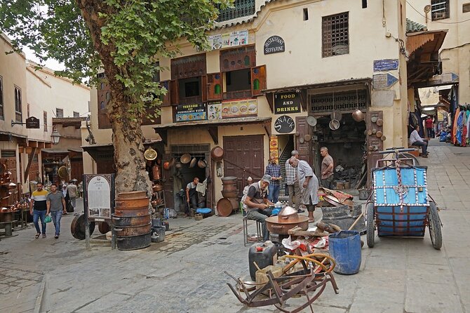 Exclusive Fez Medina Walking Tour with Private Guide - Mellah, Ibn Danan Synagogue, and the royal quarter