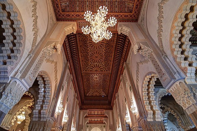 Exclusive tour of Casablanca with access to the Hassan II Mosque - Rick’s Café is a photo stop, not a dining reservation