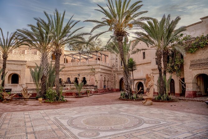 Explore Agadir Souk El Had With a Licensed Tour Guide - Shopping help and the best way to use your time