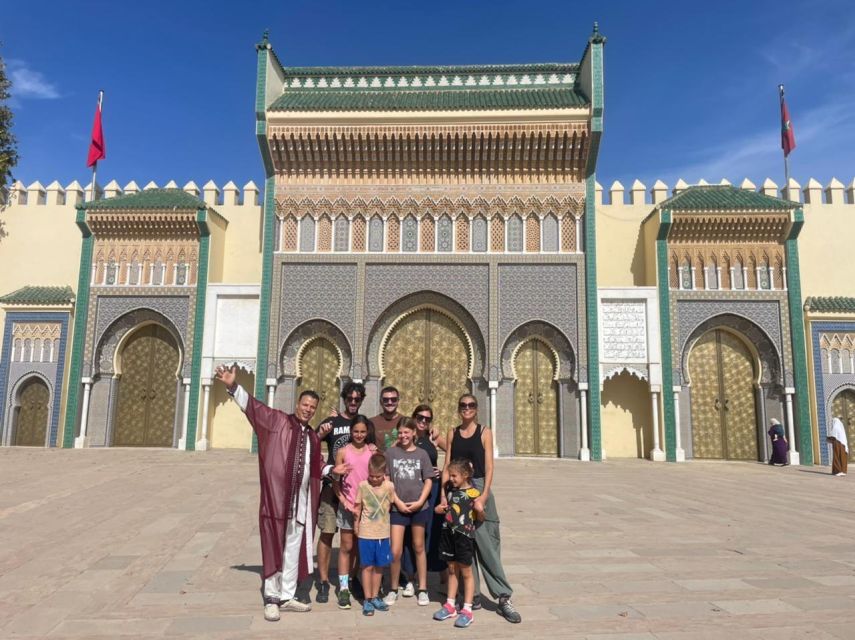 Fes: Medina Guided Tour with Local - Henna Souk, Attarin Market, and Place Seffarine