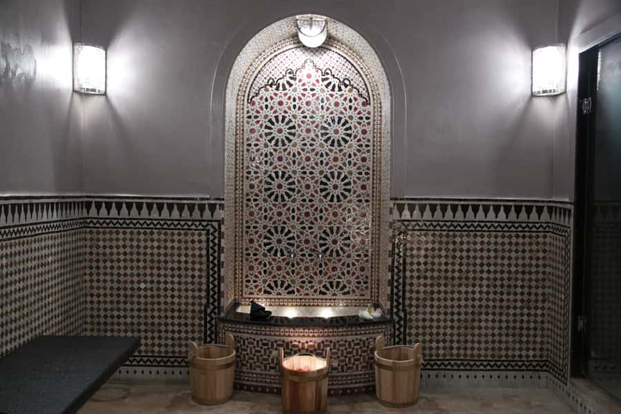 Fes: Traditional Hammam Massage in a Luxury Palace - The hammam scrub: cleansing with a Moroccan rhythm