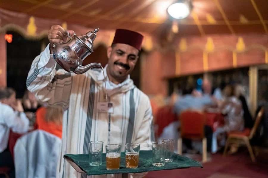 Fes : Unforgettable Dinner Show Experience with hotel pickup - A Moroccan dinner that begins with seven salads