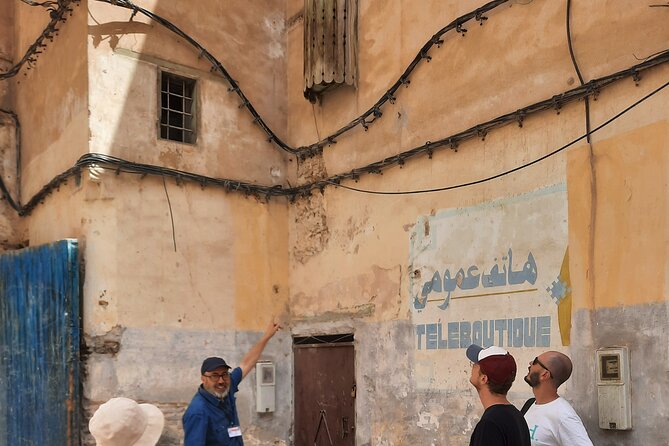Fez: A FEScinating group tour - Reading the maze-like streets of Fez