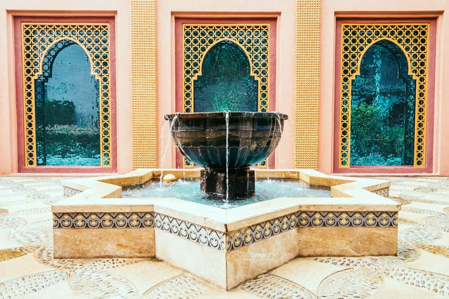 Fez Medina: Local Cultural Highlights Guided Tour - Starting in Fez Medina with a local guide