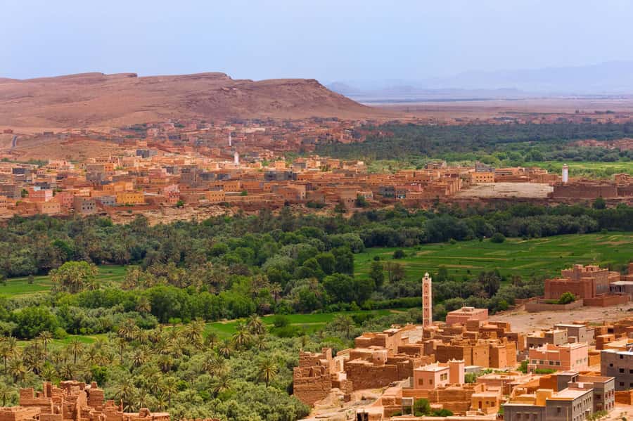 From Agadir : 3-Day Merzouga Desert Adventure - Day 1: Agadir, Aït Benhaddou, and the road to Tinghir