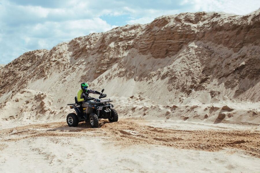 From Agadir or Taghazout: Desert Dunes Buggy Tour - The scenic break and mint tea