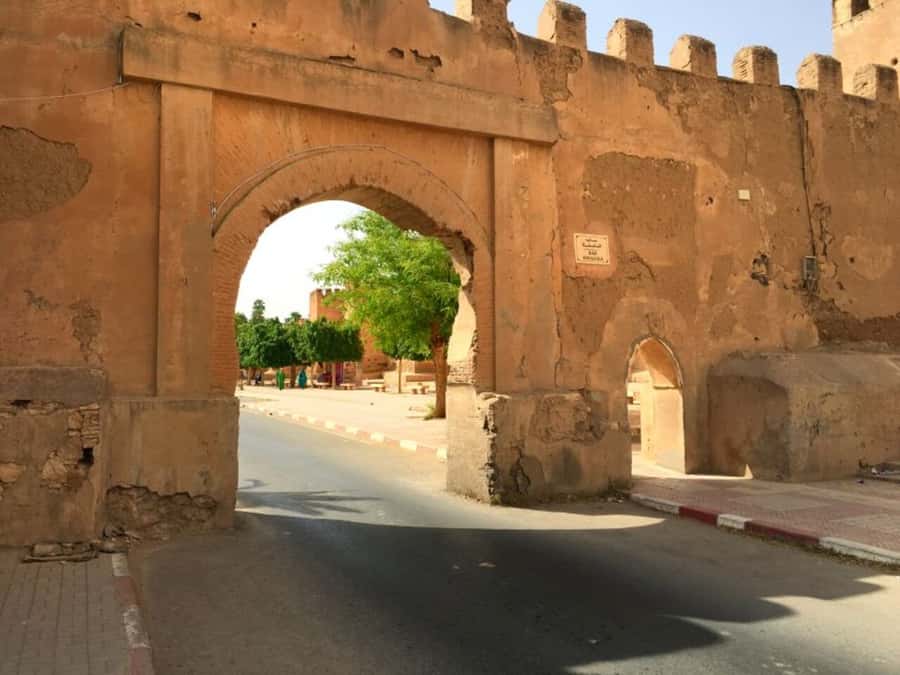 From Agadir: Taroudant & Tiout guided excursion - Walking through Taroudant’s old medina