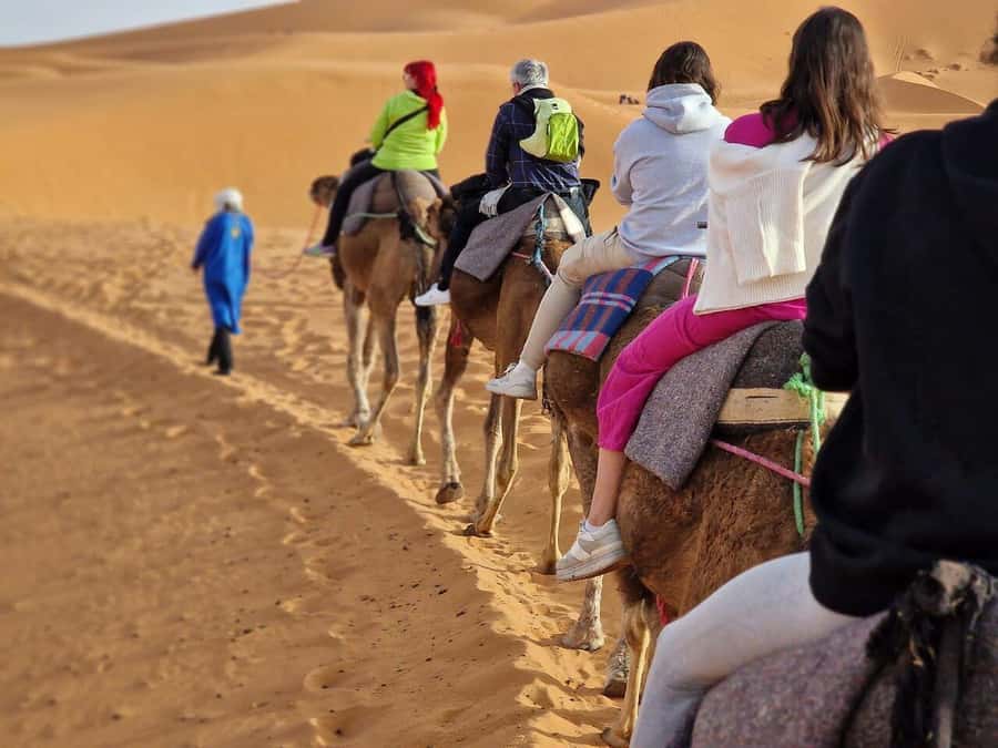 From Fes: 2-Day Luxury Desert Tour to Marrakech & Back Fez - Sunrise, breakfast, and the ride back to Merzouga