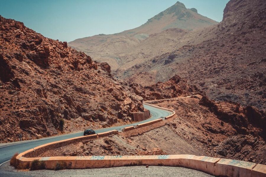 From Fes: 3 Days and 2 Nights Desert Trip to Marrakech - Vehicles, guides, and the pace of the journey