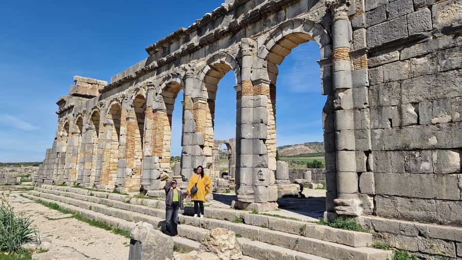 From Fes: Meknes Volubilis and Moulay Idriss Day Trip - Moulay Idriss gives the day a different mood