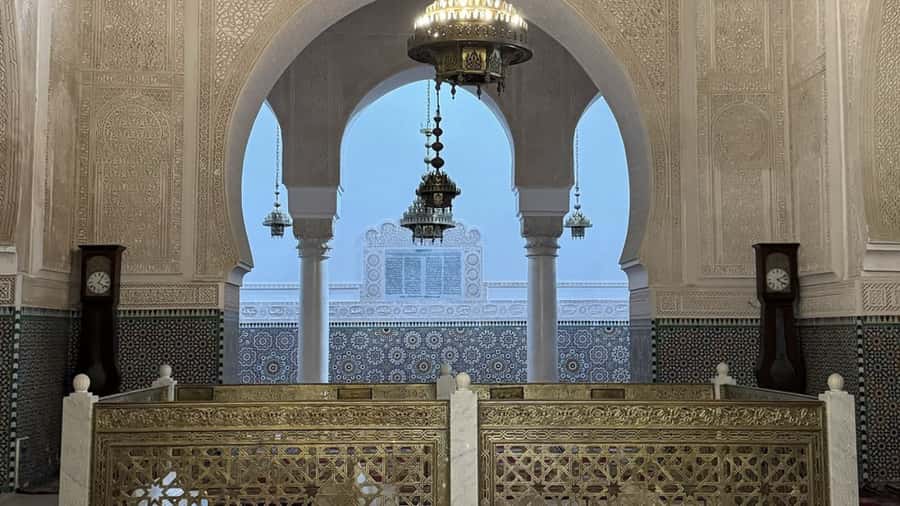 From Fez: Meknes, Volubilis and Moulay Idriss Day Trip - The return to Fez and the real timing