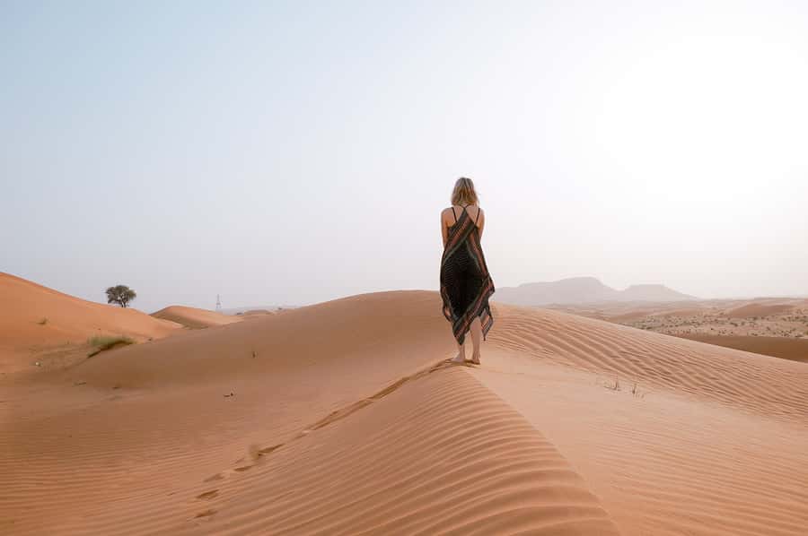 From Fez: Round-Trip Overnight Merzouga Desert Tour - Reaching Merzouga and riding into camp