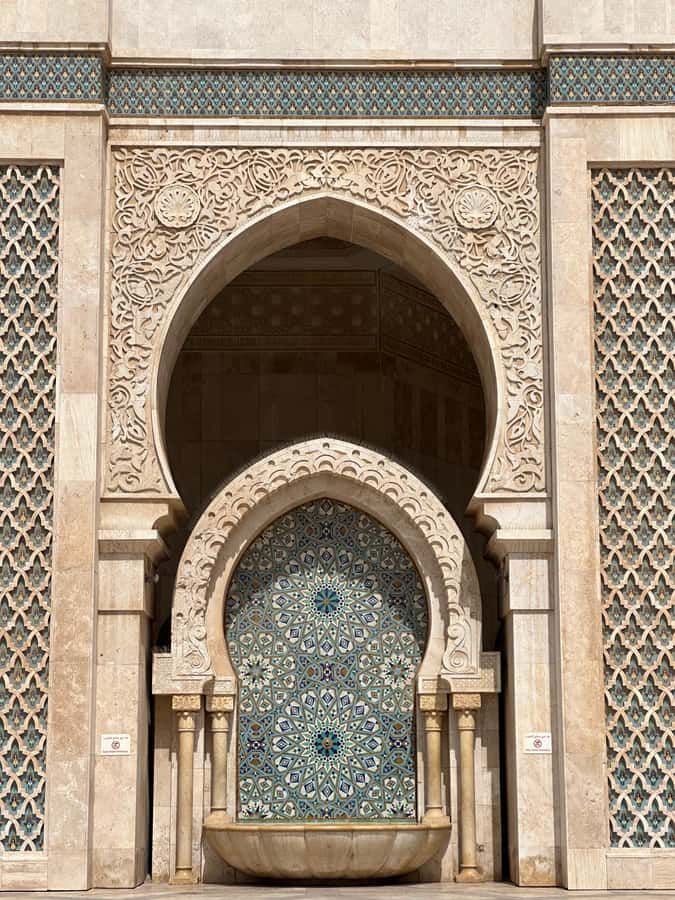 From Marrakech: Casablanca Day Trip by van - A beach walk before the return to Marrakech