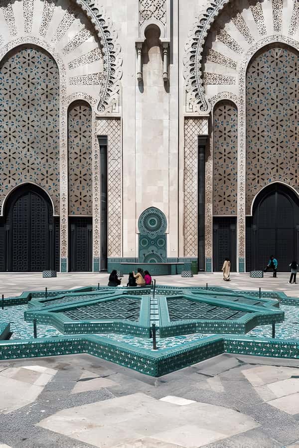 From Marrakech: Casablanca Day Trip Experience" - Why Casablanca makes a worthwhile day out