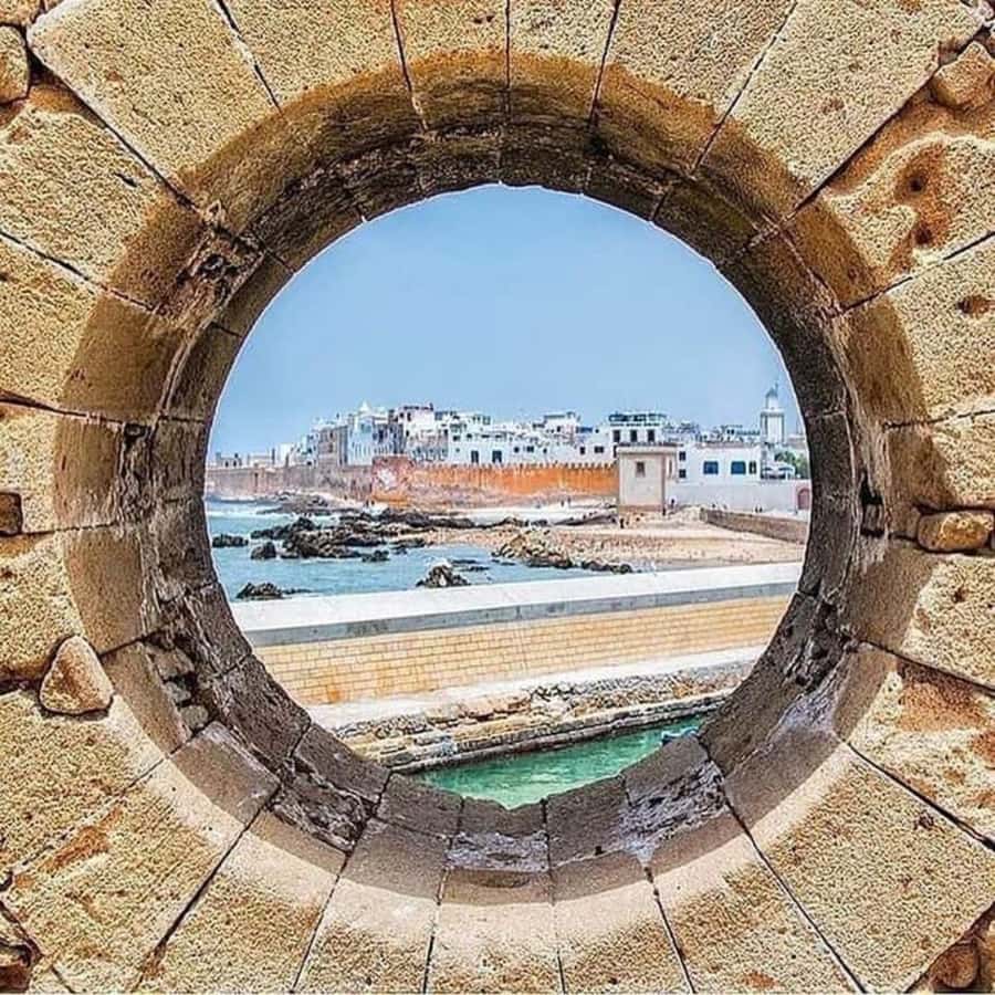 From Marrakech: Essaouira Private Full-Day Trip - The morning road through Chichaoua and argan country