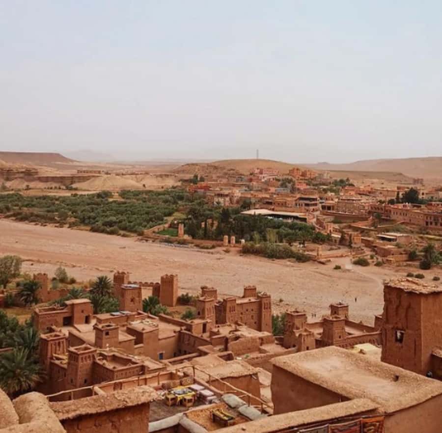 From Marrakech: Ouarzazate & Ait Benhaddou Guided Day Trip - Ouarzazate and the movie-studio choice
