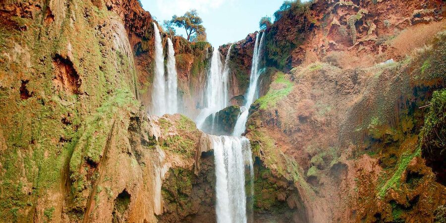 From Marrakech: Ouzoud Waterfalls Guided Tour & Boat Ride - Monkeys, olive trees, and the lower pools