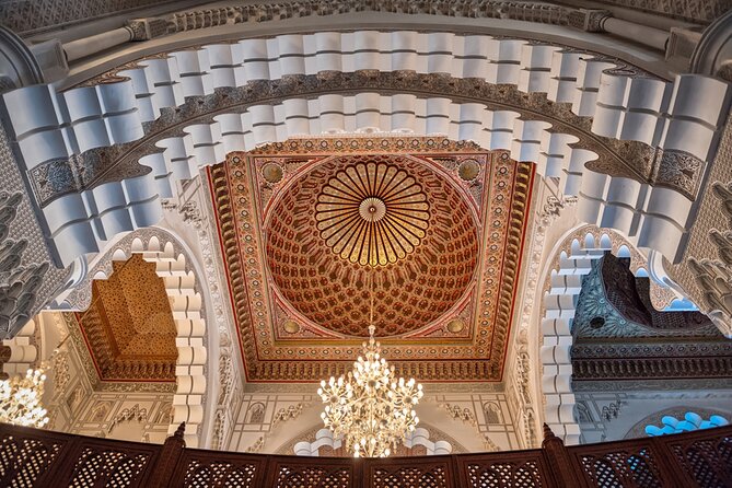 From Rick’s Café to Royal Palaces: A Casablanca Adventure - The Corniche and Casablanca’s western neighborhoods
