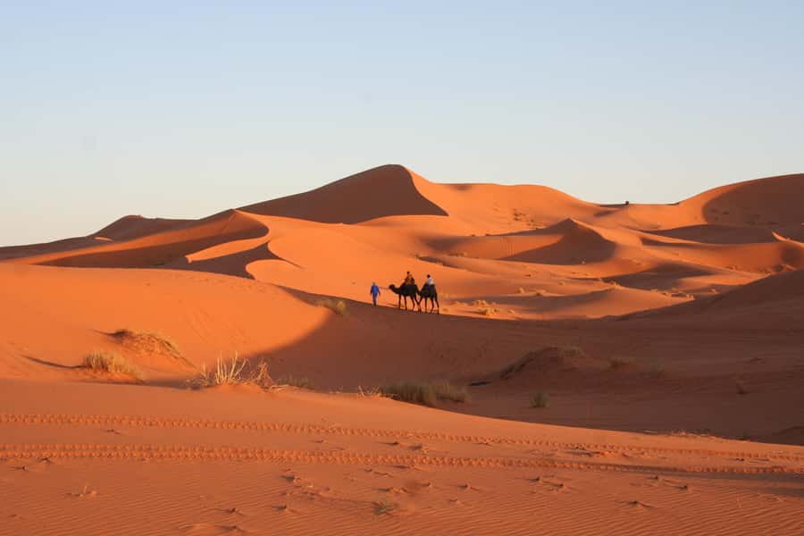 From Zagora: 2-Day Desert Tour to Erg Chegaga - Sunrise, breakfast, and the return via Tinfou