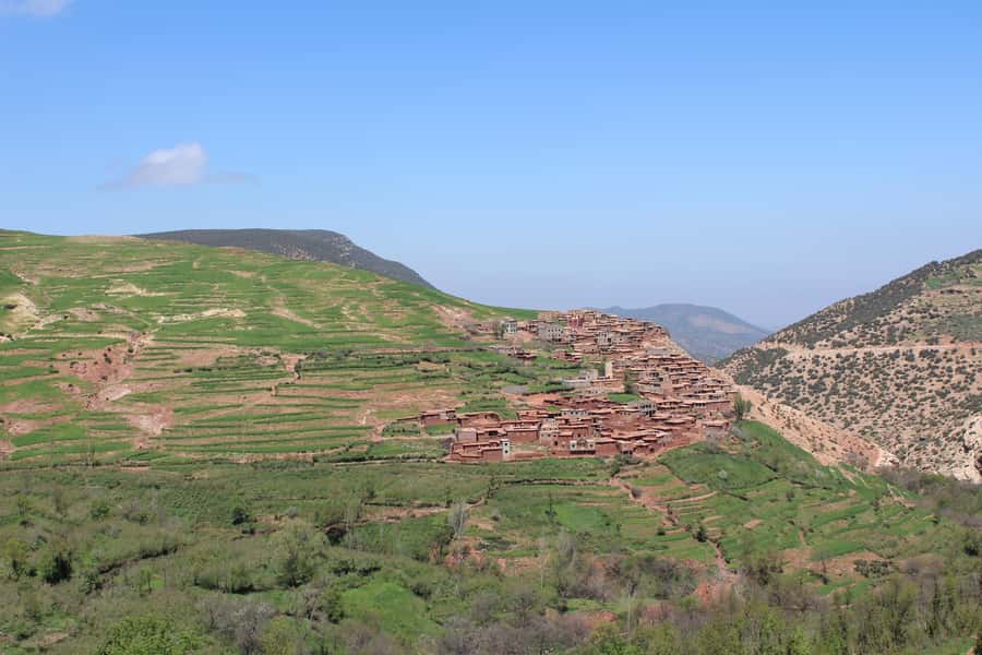 Full-Day Agafay Desert & Atlas Mountains Tour With Camels - Walking to the Atlas waterfalls