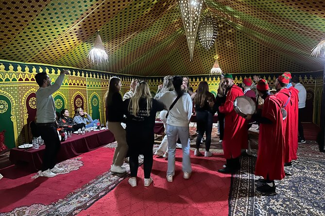 Full Package Agafay Desert, Quad Bike, Camel Ride and Dinner show - What to Wear and Pack for the Six-Hour Trip