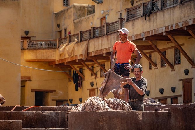 Half Day Guided Tour at Fes Medina - Souks, workshops, and everyday life