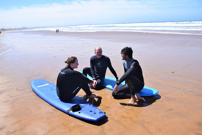 Learn to surf in Tamraght, with local surf instructor - Your 9:30 a.m. start and beach setup