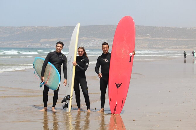 Learn to Surf with a Local - One Day Surf Experience - Who should book this surf experience