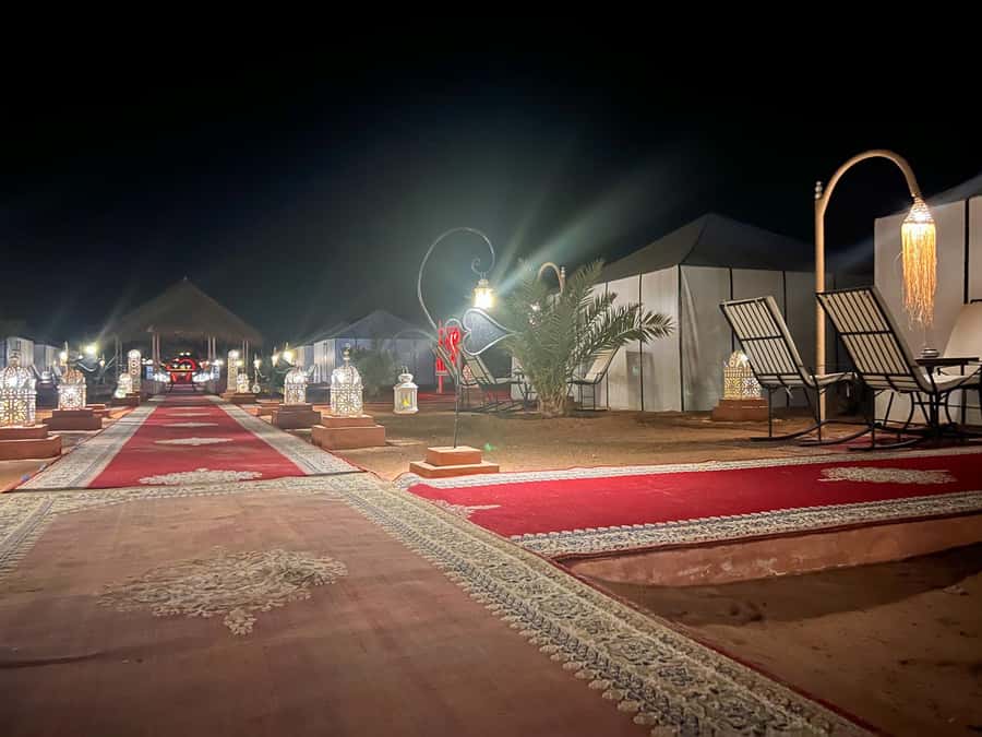 Majestic Desert: 3-Day Luxury Journey from Marrakech to Fes - Guides, drivers, and the feel of the group