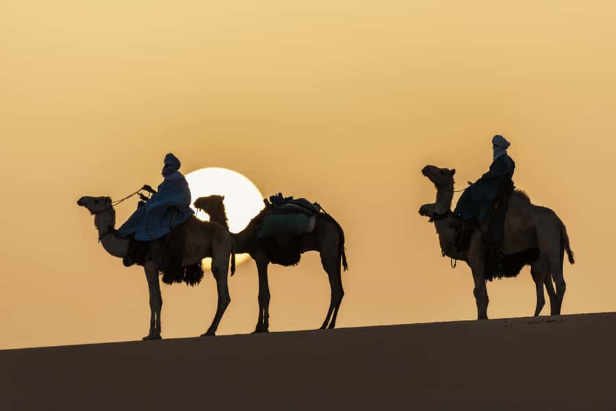 Marrakech: 3-Day Desert Trip to Merzouga with Luxury Camp - Day two: Tinghir Oasis, Todra Gorge, and sunset in Erg Chebbi