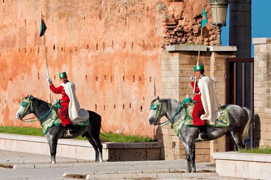 Marrakech: 3-Day Private Imperial Cities & Chefchaouen Tour - Should you book it?