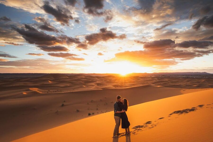 Marrakech: 3-Day Trip to Fez with Sandboarding & Camel Ride - Guides, groups, and the minibus experience