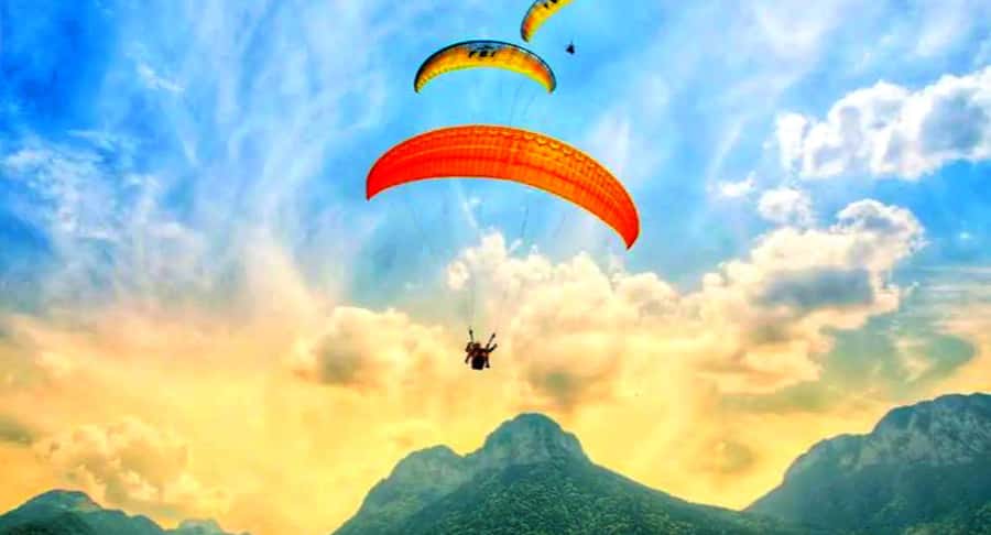 Marrakech Adventure: Paragliding, Camel Ride & Breakfast - Getting ready above the Kik Plateau