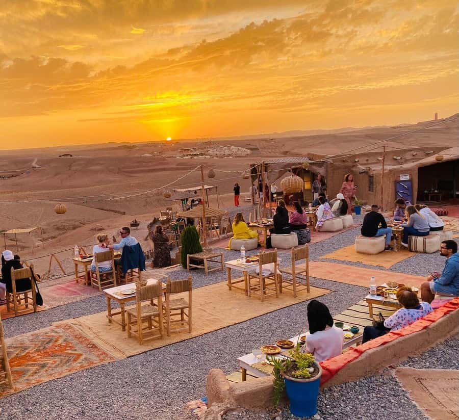 Marrakech: Agafay Desert Dinner Show with Sunset Camel Ride - Leaving Marrakech for Agafay at 4 p.m.