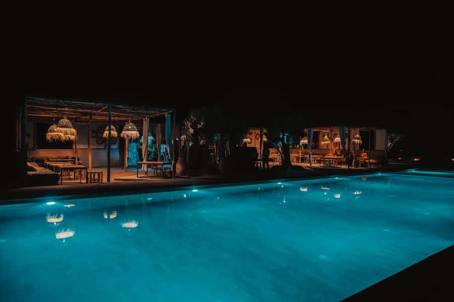 Marrakech: Agafay Desert Inara Camp Pool Day Pass w/ Dinner - Meeting the shuttle near La Mamounia