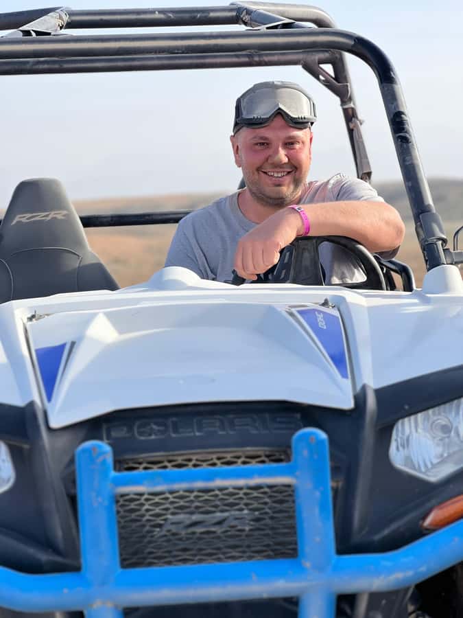 Marrakech: Agafay Desert Quad Bike & Camel Ride with Dinner - What the guides add to the day