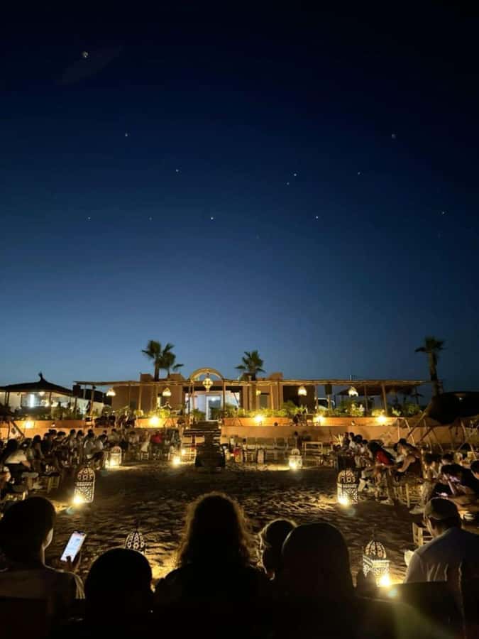 Marrakech: Agafay Desert Sunnet dinner with show - Berber music, dancing, and the fire show