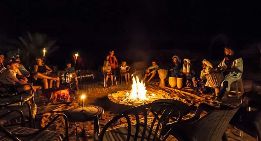 Marrakech: Agafay Ds Sunset with Dinner, Show & Tuareg Music - Dance, drums, and the fire show