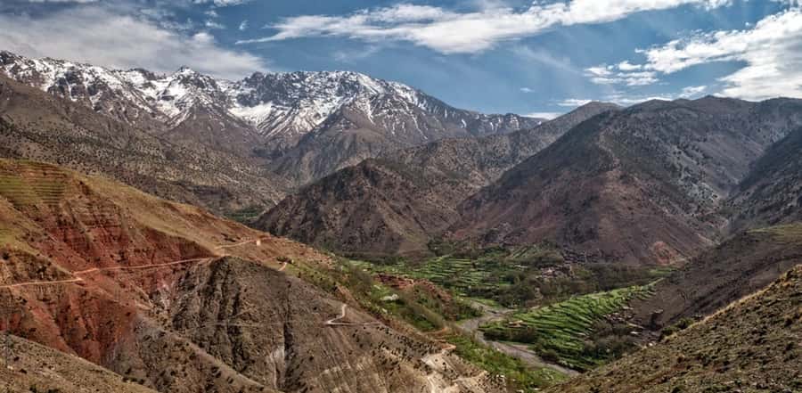 Marrakech: Atlas Mountain, Berber Villages, & Valleys Tour - Mint tea and lunch in a Berber home