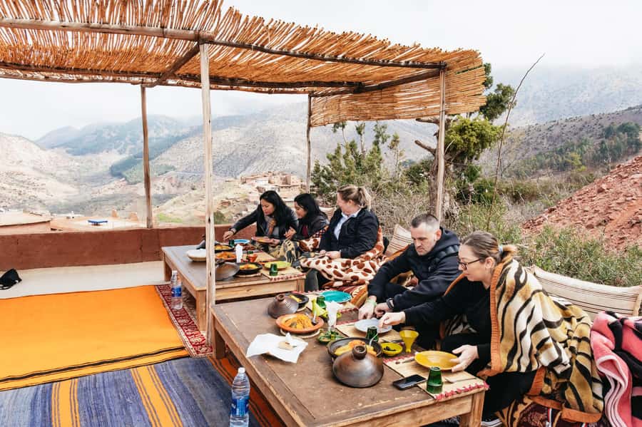 Marrakech: Atlas Mountains and 5 Valleys Day Tour with Lunch - Oukaimeden and the mountain road