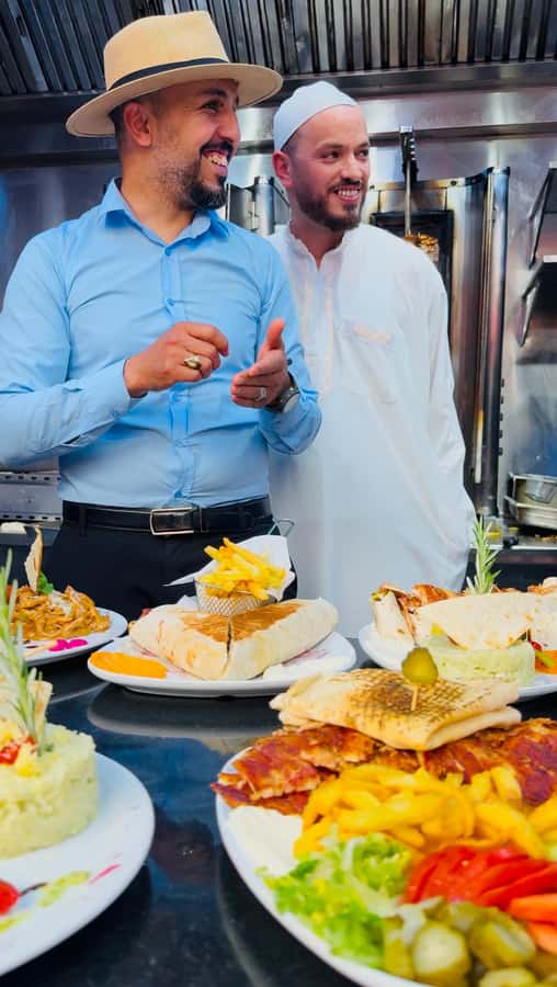 Marrakech: Authentic Local Dinner with Transport - The one-hour food stop