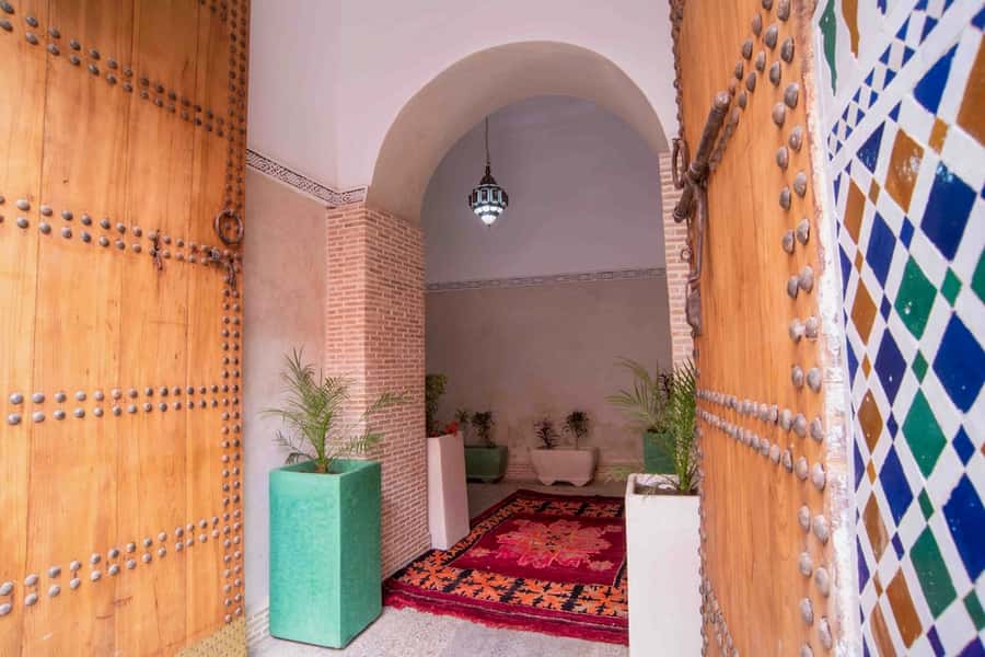 Marrakech: Authentic Moroccan Hammam Experience in Mouassine - Price, timing, and value