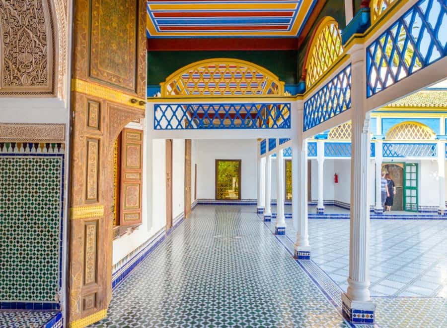 Marrakech: Bahia Palace, Madrasa Ben Youssef & Secret Garden - Koutoubia Mosque and the first look at old Marrakech