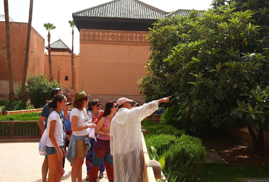 Marrakech: Bahia Palace, Saadian Tombs & Medina Guided Tour - The Kasbah, Bab Agnaou and royal Marrakech
