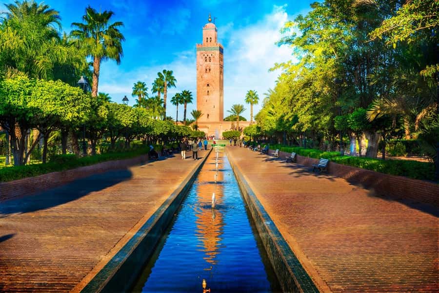 Marrakech: Bahia Palace, Saadian Tombs & Medina Walking Tour - The Mellah and Marrakech’s Jewish past