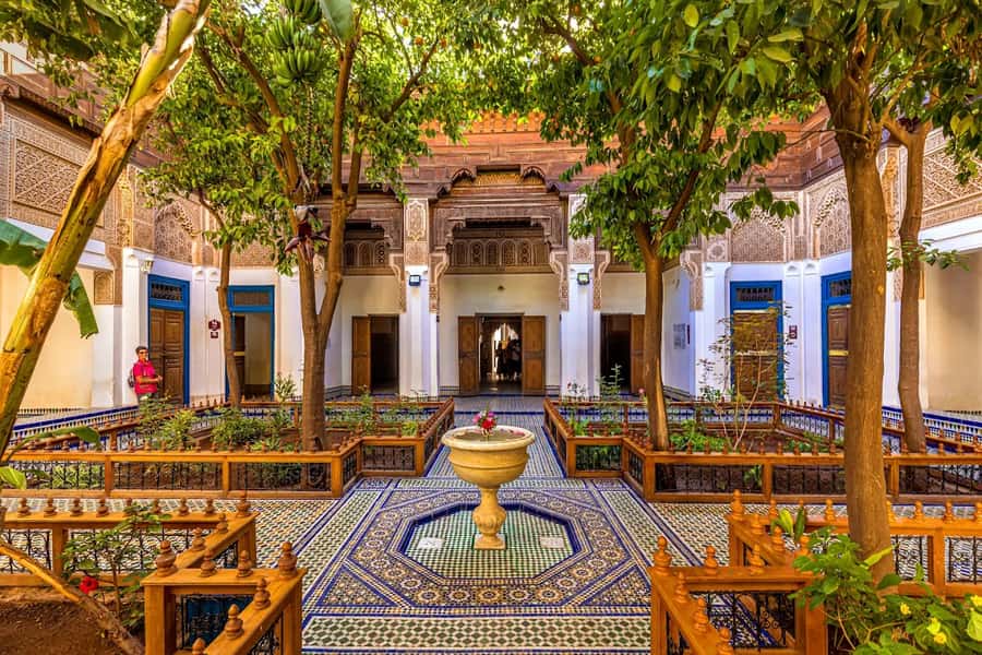Marrakech: Bahia Palace, Saadian Tombs & Top Highlights Tour - Starting at Café Argana in Jemaa el-Fna