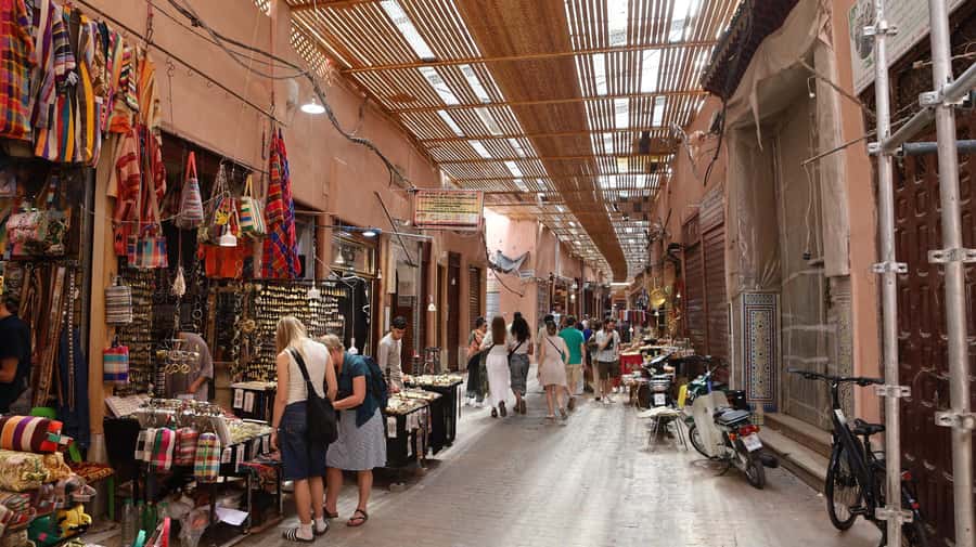 Marrakech: Ben Youssef Medersa, Le Jardin Secret & Souk Tour - Who should book it