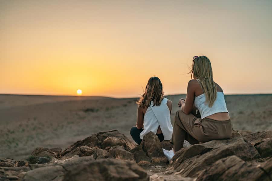 Marrakech: Buggy Ride, Pool & Dinner Show in Agafay Desert - Booking, cancellation, and language details