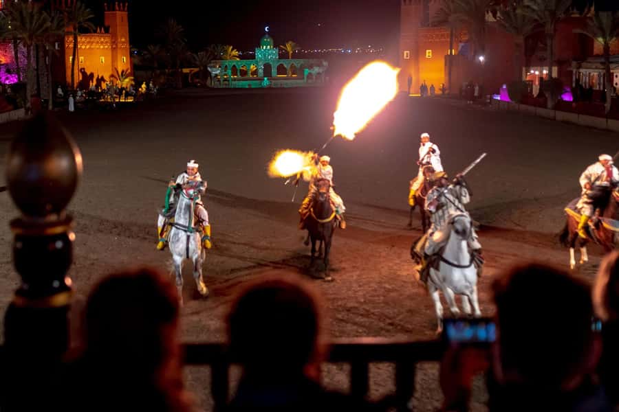 Marrakech: Chez Ali Fantasia Folklore Show & Moroccan Dinner - Photos with knights and the Ali Baba cave
